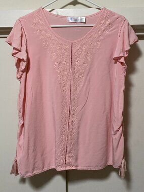 Time and Tru, short sleeve pink blouse w/embroidered front, size XXL